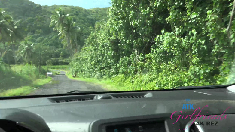 ATK Fans (Girlfriends): Vacanță virtuală în Hawaii cu Bella Rose, partea 7