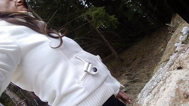 Lilicross: Alone in the midle of nowere