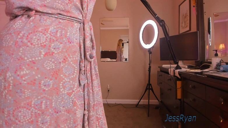 JessRyan: Instrução de punheta não goza até eu te dizer