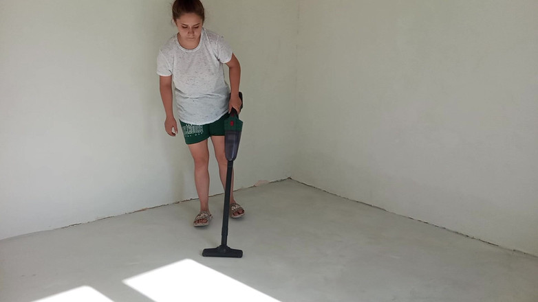 fartingclub01: Pawg-meisje vacuüm in huis