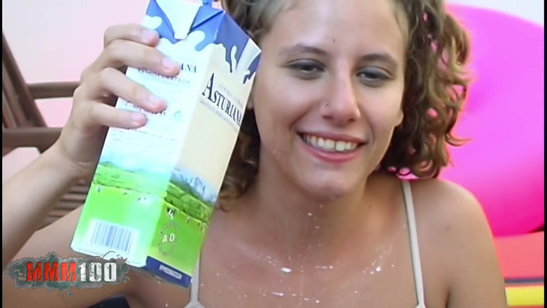 MMM100: Anna: Anna brinca com a puta no terraço