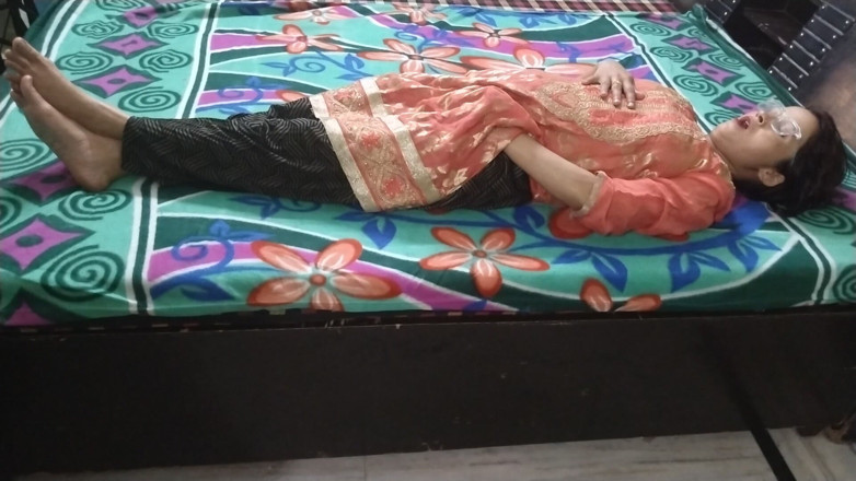 Indian Muslim Couple: Indian Couple Passionate Reunion Kisses, Cuddles &amp; Endless Affection