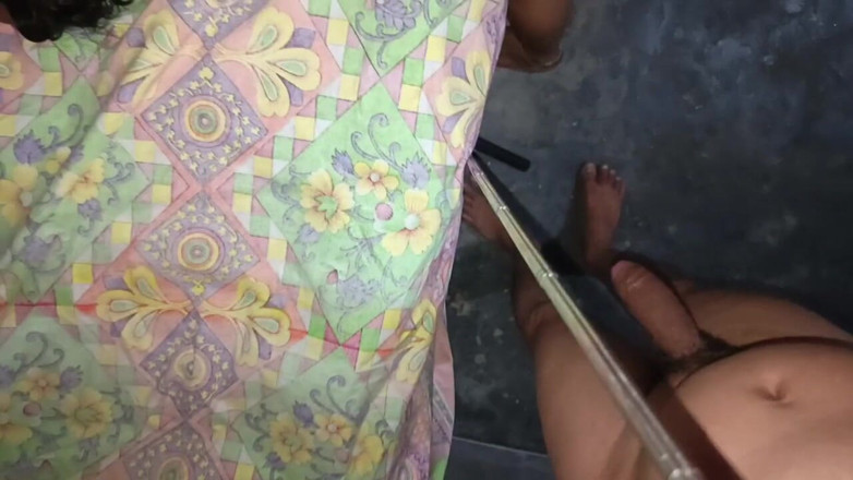 Savita5343: Isteri seksi terdesak untuk seks tegar