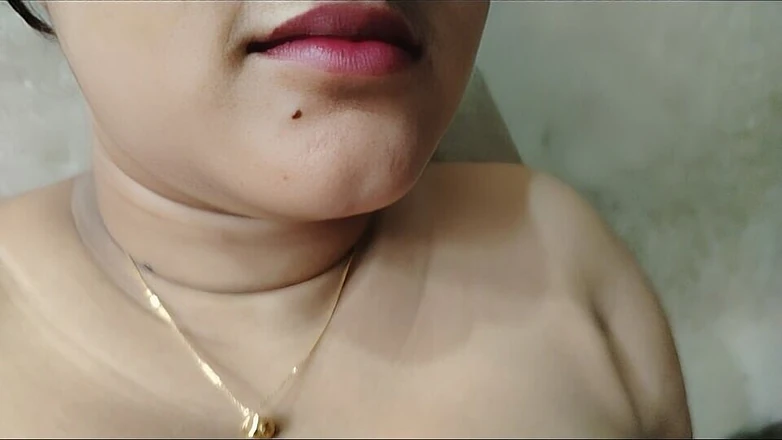 hotvabi: Bhabi Suck Well with Hot Lips XXX