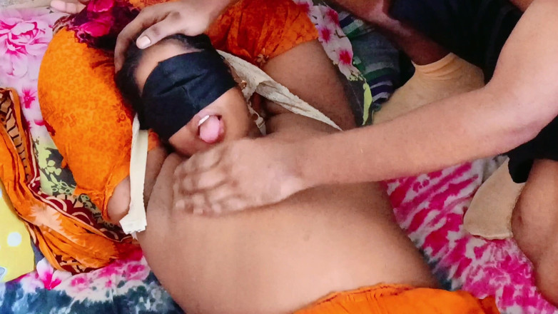Your_Sapla: Masaje de tetas indias