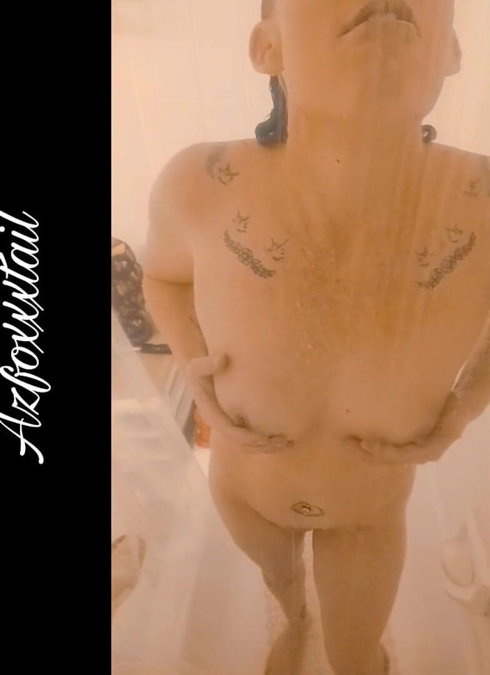 AzFoxxxTailPhelicia: Shower1-spit_22-02-21