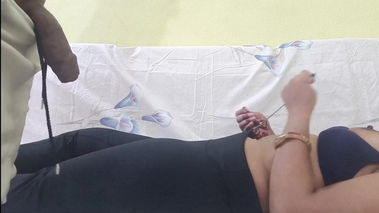 Mumbai Ashu: Індійська гаряча дівчина, жорсткий секс відео