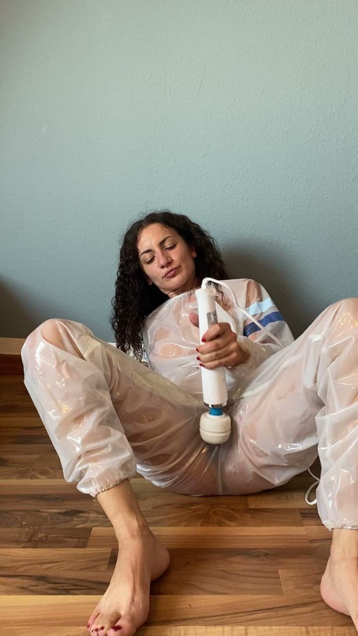 NoMainstream Studio: Floating Piss in the Pvc Pants, Fuck the Piss Runs...