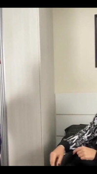 Diosa Kiffa en chica nerd domina chico popular