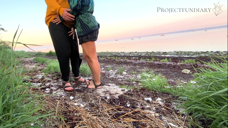 Projectsexdiary: Plajda romantik gün doğumu seksi