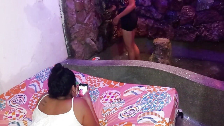 catalinagrande: Fotky s mým nevlastním bratrochem jsou sexy