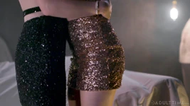 Transfixed - Natalie Mars i Riley Reyes badają swoje pożądanie w późnej nocy creampie rendez