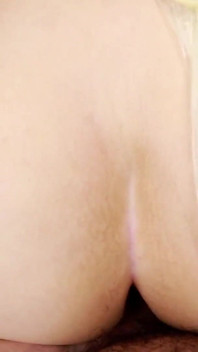 Verrückter sex mit einer nackten nymphe.