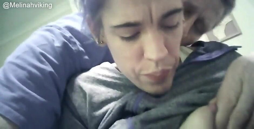 Melinah Viking: クッキーディグラーは私を後ろからイカせます