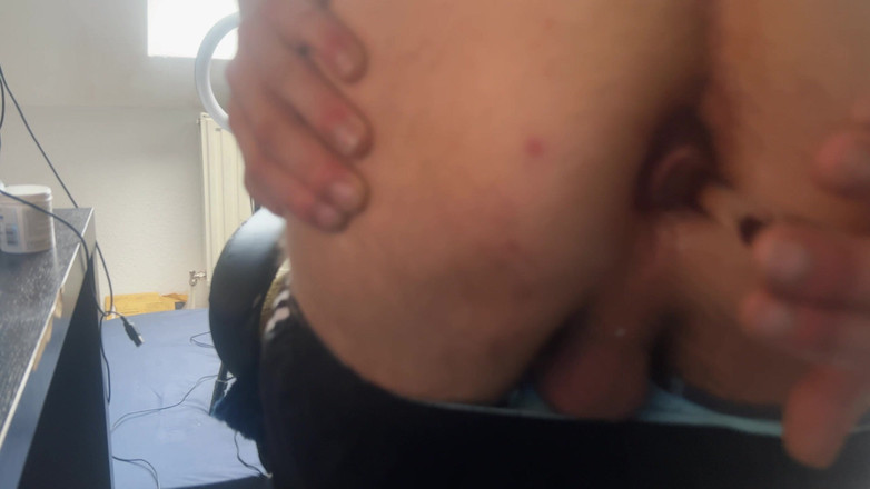 Zkittle: Skleněná zátka v mém zadku