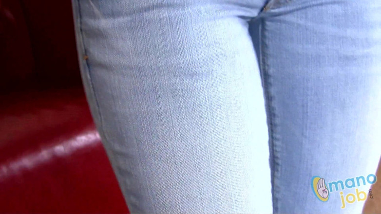 Mano Job: Amateur 18 year old Brooke Van Buuren didn't make many movies!
