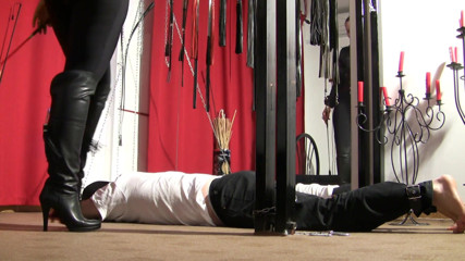 Mistress Luna: Trampling with my boots