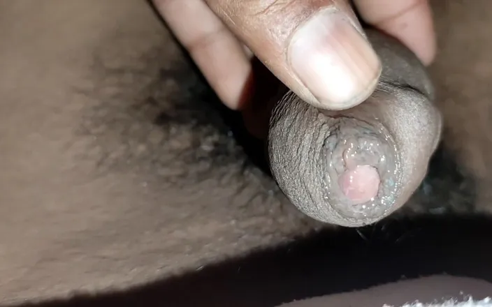 Desi teen girl: Desi Boy's Penis Has Become Erect, See It, You Will...