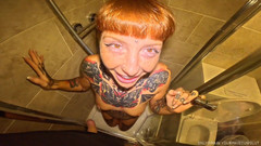 Yourfavecumslut: 小便饥渴的婊子被用来上厕所