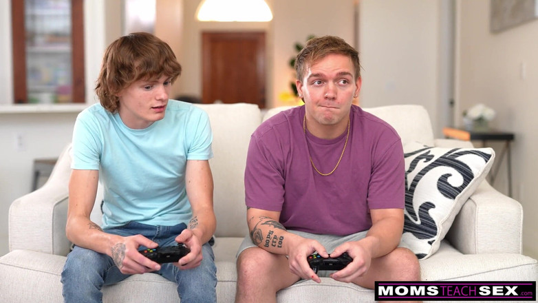 Moms teach sex: Cho phép chịch mẹ kế của tôi - s20:e4