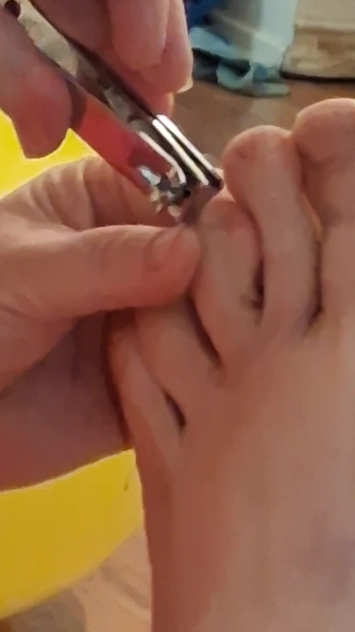 BBW nurse Vicki adventures with friends: Big Beauty Nurse Vicki Cuts Boyfriends Toe Nails He Has...