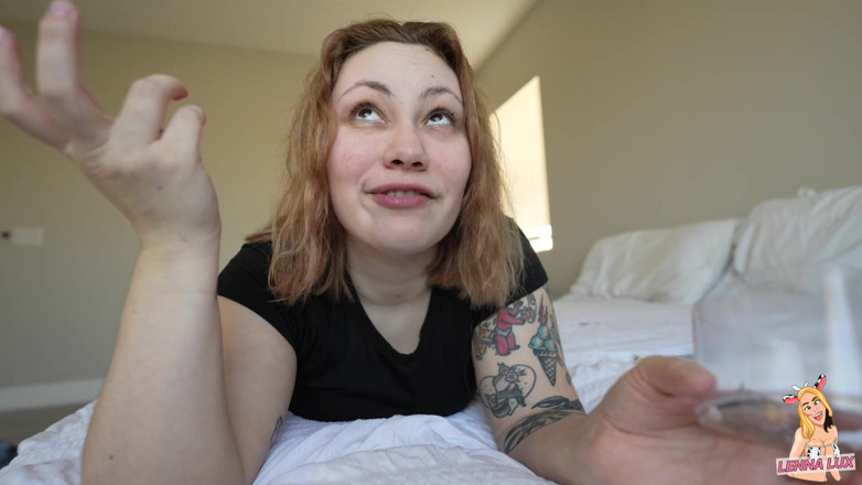 Lenna Lux: Giantess mendorongMu ke pantatnya