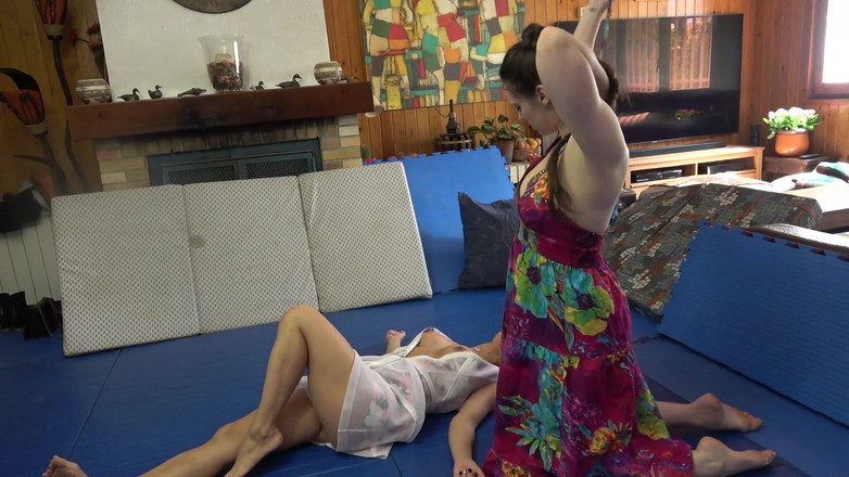 FemDorado: Princesa Nikki, Amirah Adara