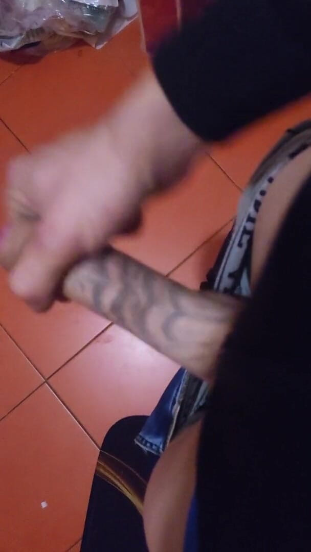 Hard big Tatooed cokk!: O o Dady !
