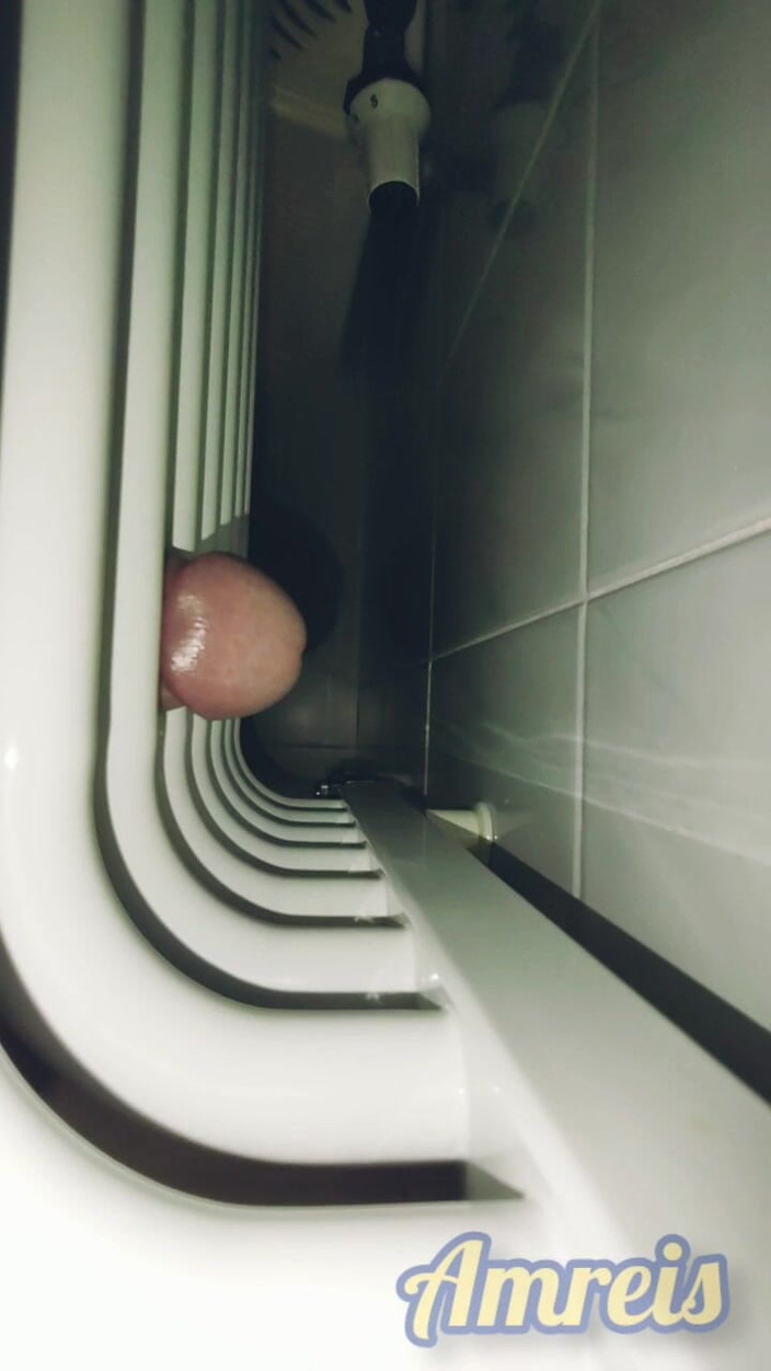 Amreis: The Craziest Jerk off, Fucked the Pipes