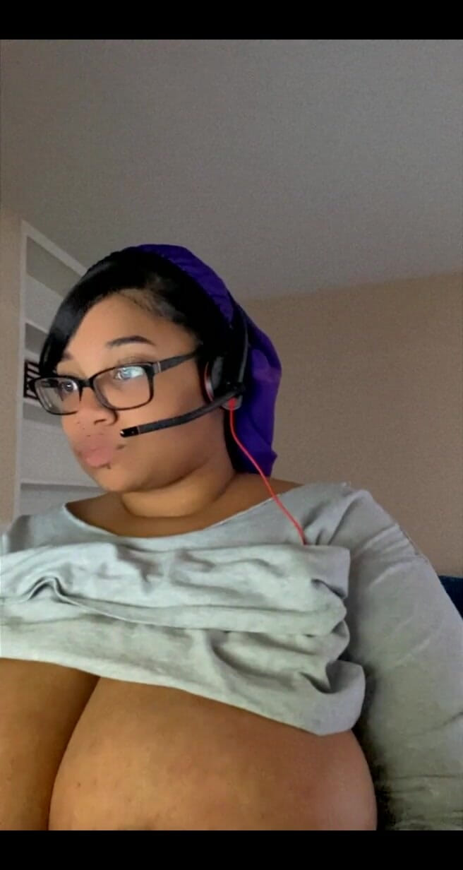 Biggdebbie solo: O que seu wfh está fazendo