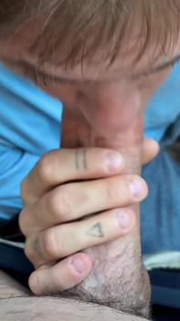 Guy with Big Cock Fuck Cute Twink's Tight Ass