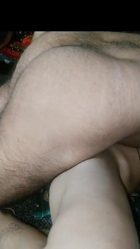 Jiran Kelly panas berkongkek