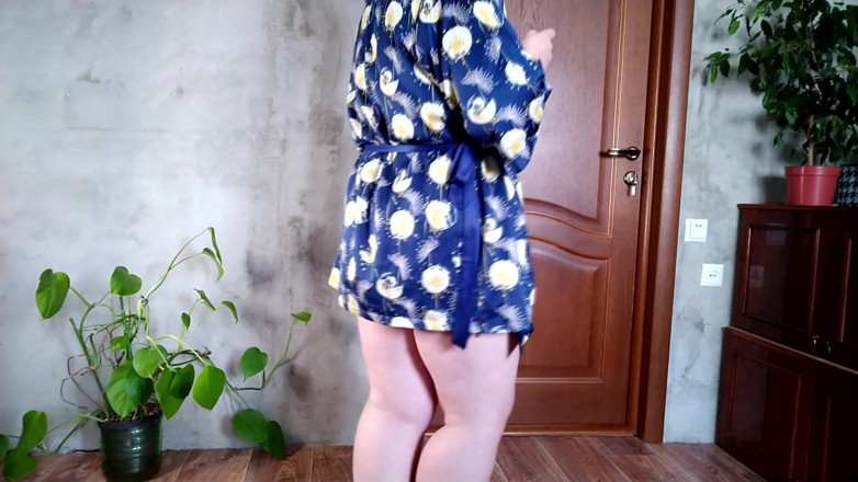 OurFetishLife: Curvy MILF shows her body to you