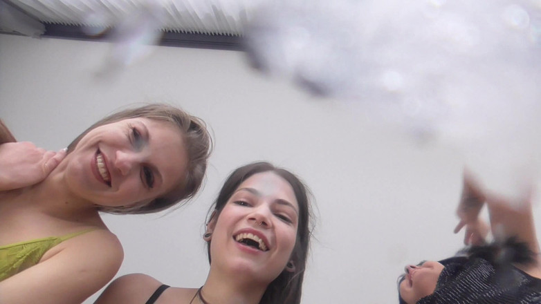 Solo Austria: Sputato per mocciosi mocciosi!