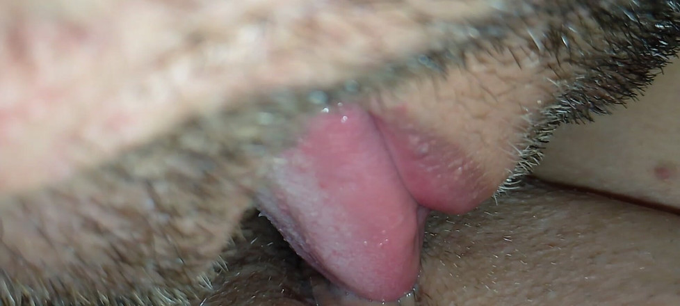 Creativeblondie: Minha buceta está sendo lambida