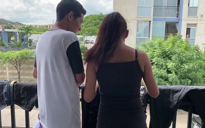 ANDREINA: Ich gebe meine milch an meinen jungen stiefbrud und er...