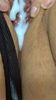 Kom bara inte! Se mig leka med min extrema krämiga fitta och få intensiva ben som skakar orgasm