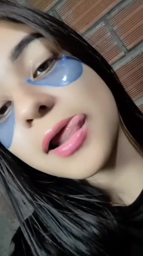 Yulieth Gomez: Amateur Madraestra Performs Intense Pussy Worship with Yuliethgomez