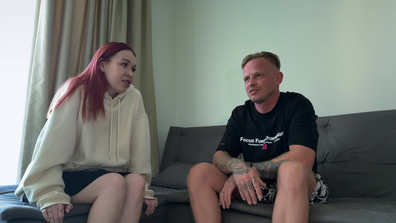 Toma Mur: Första gången swingers byter fruar mot Wild Hotel Bed Share...