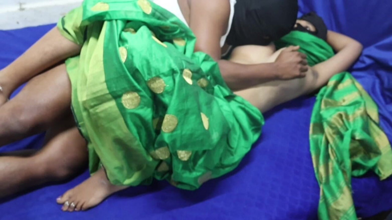 Saloni: Hintli ateşli patni patni apni ghar me seks videoları ateşli...