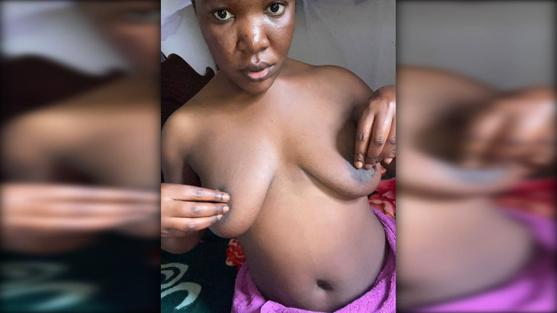 African Beauties: パープルスネークと一緒に私のホットなスナッチを犯す