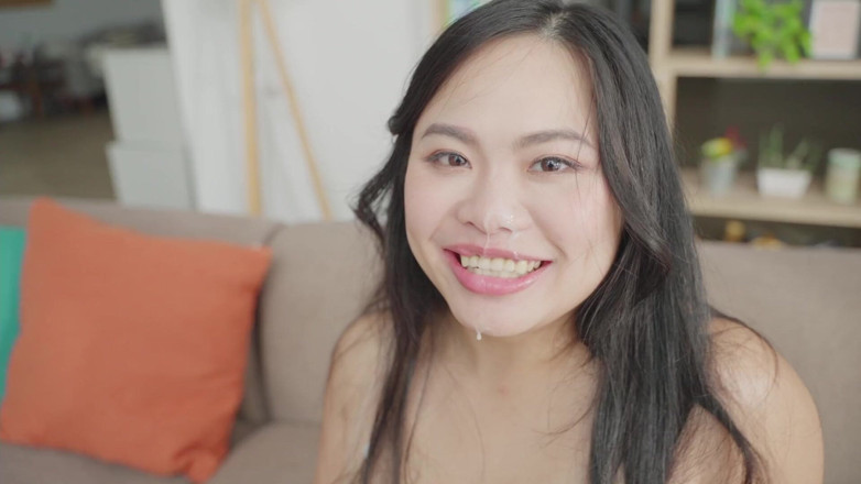 Asian Milfs n Teens: Tajska pokojówka czyści mojego kutasa - Perv milfs n nastolatka