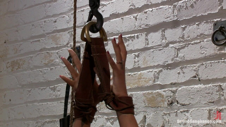 Bound Gang Bangs by Kink: Псих-приход: часть 2