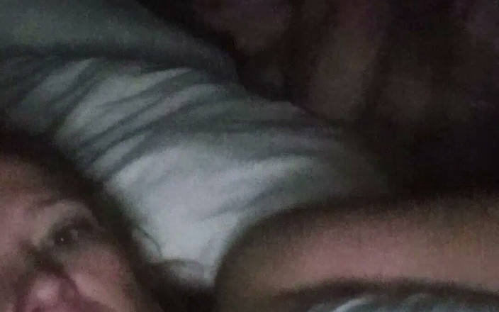 Red Queen: Cuckquean Nights - 남편과 그의 뻐꾸기 와 침대 공유