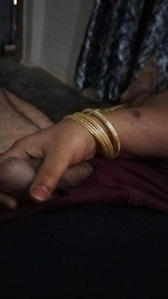 Yur bhabhi: Tìm thấy con cu hôm nay sau nhiều ngày