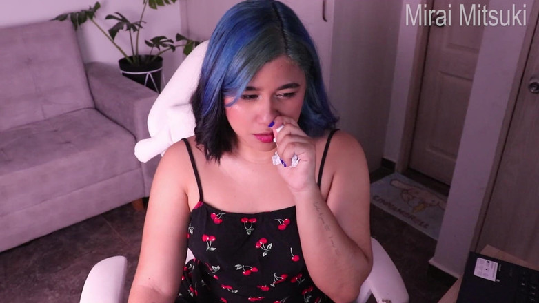 Mirai: Voyeur Fetish Hidung