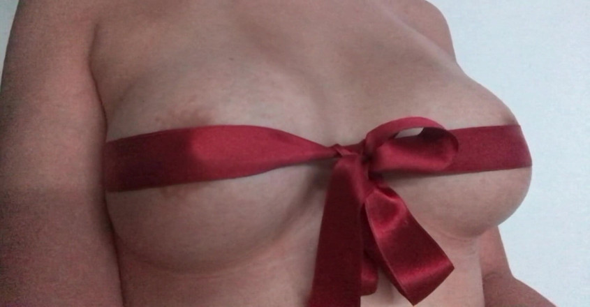 Thebeautybadby: olhe para meus peitos grandes e ricos