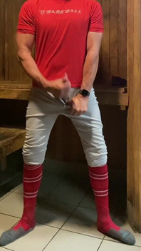 Another Hot and Horny Edging Session From Dilfjockdad87 in the Sauna