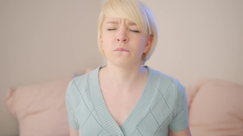 Jolie Lyon: Nu poți rezista pizdei porno