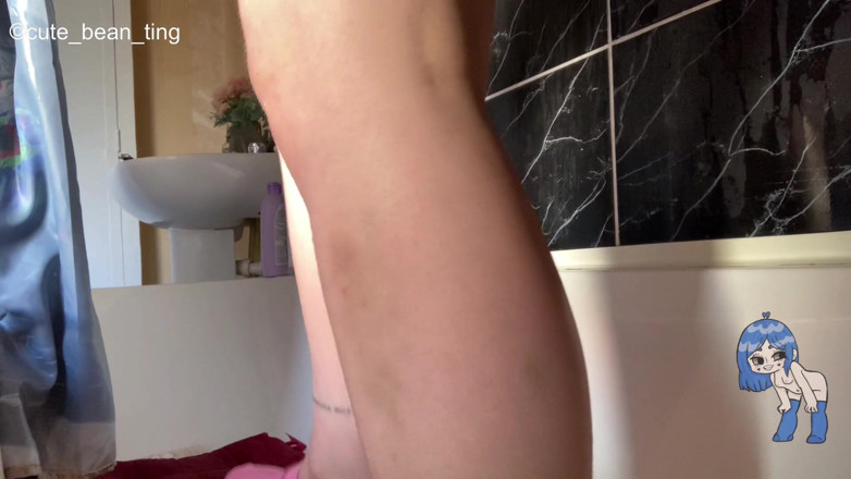 Alice Bean: Wetting My Tight Shorts
